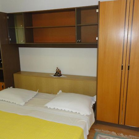 Apartmani Pavlovic Sućuraj Εξωτερικό φωτογραφία
