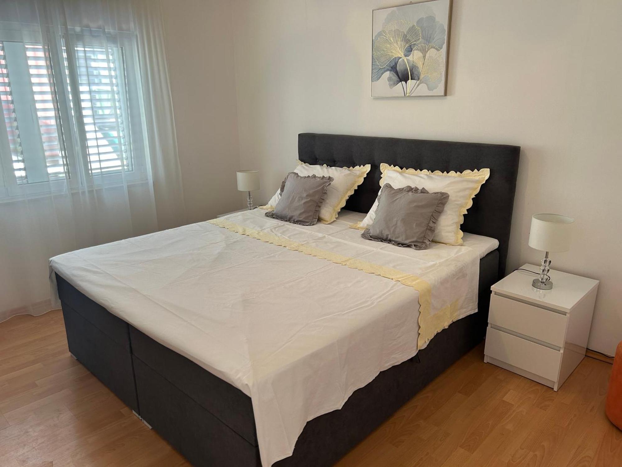 Apartmani Pavlovic Sućuraj Εξωτερικό φωτογραφία